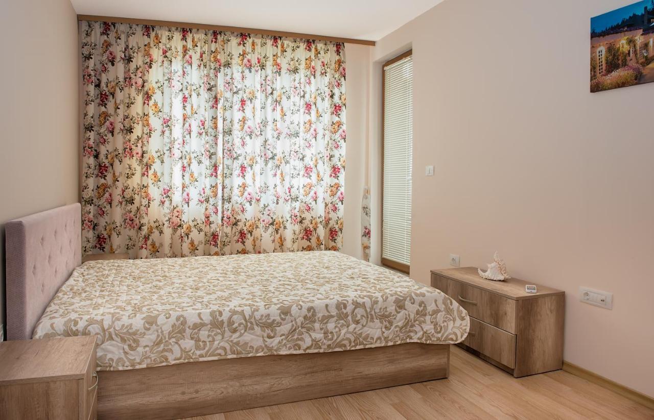 Garden Of Eden Pmg Apartments Sveti Vlas Eksteriør bilde