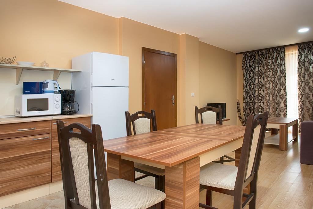 Garden Of Eden Pmg Apartments Sveti Vlas Eksteriør bilde