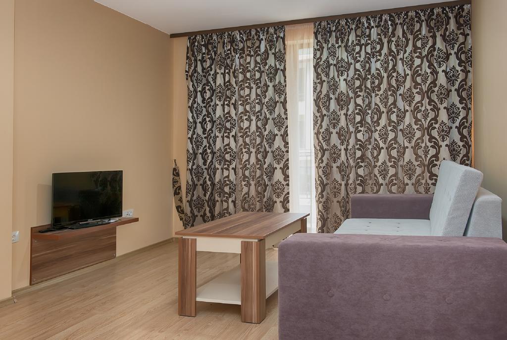 Garden Of Eden Pmg Apartments Sveti Vlas Eksteriør bilde