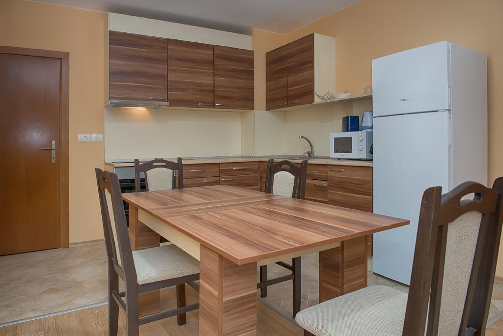 Garden Of Eden Pmg Apartments Sveti Vlas Eksteriør bilde