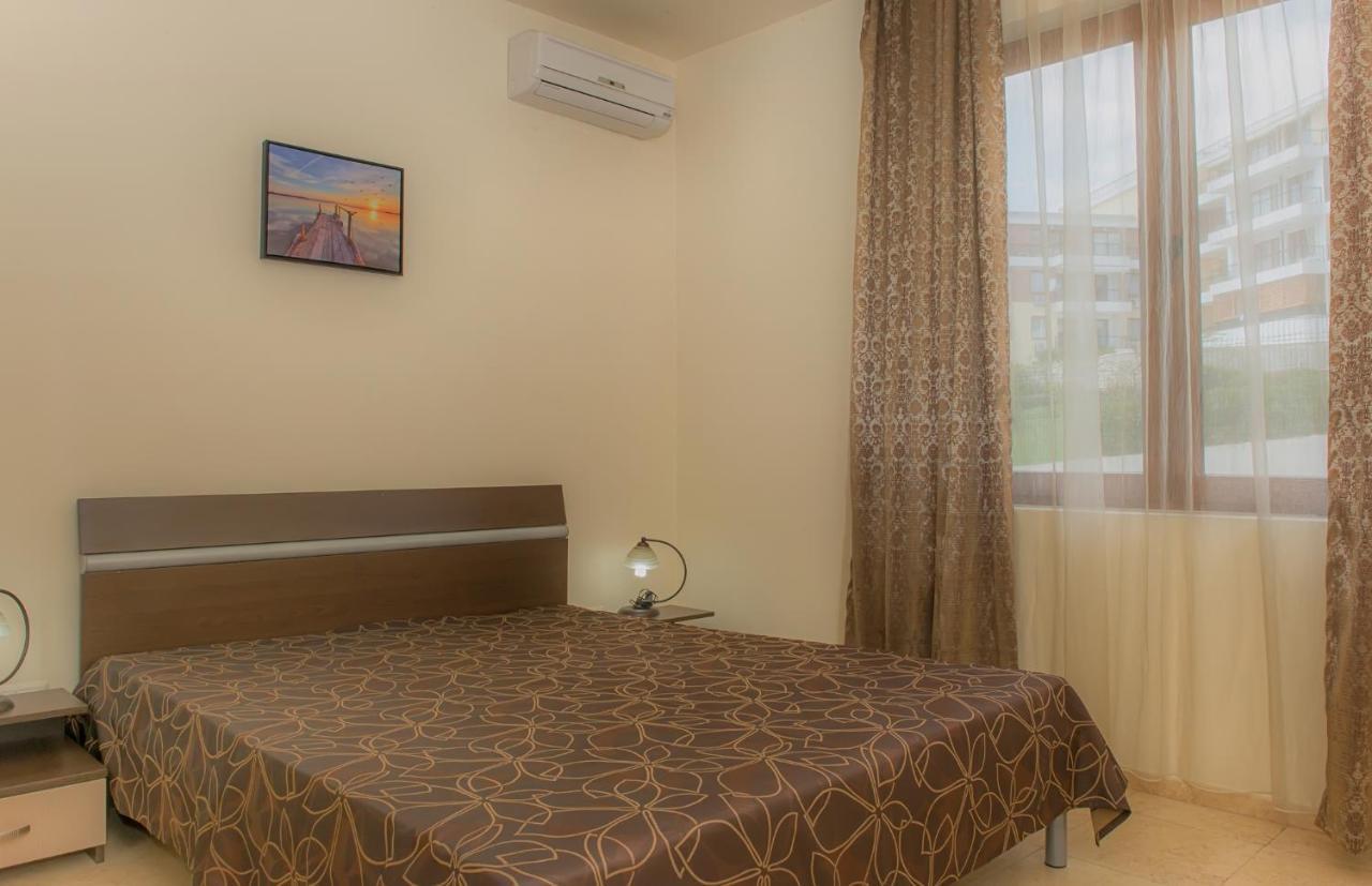 Garden Of Eden Pmg Apartments Sveti Vlas Eksteriør bilde